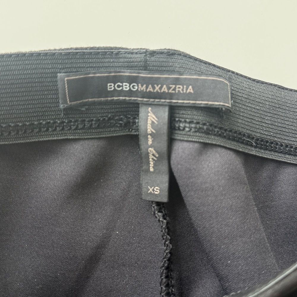 BCBG Black High-Waisted suede like Leggings - Picture 6 of 6
